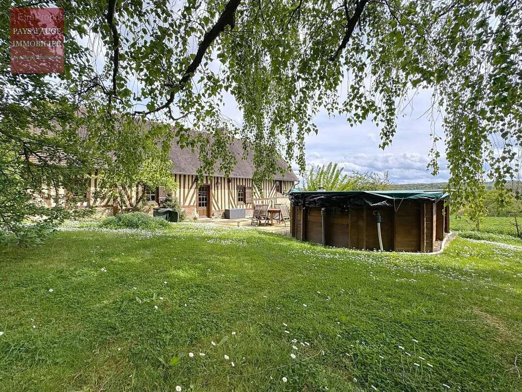 Maison à SAINT-GERVAIS-DES-SABLONS