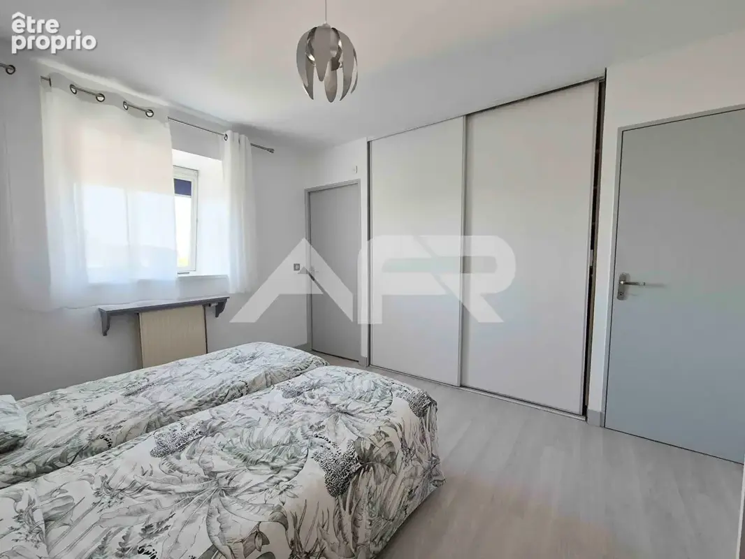 Appartement 4 pièces dernier étage avec balcon, box et parking - photo 16