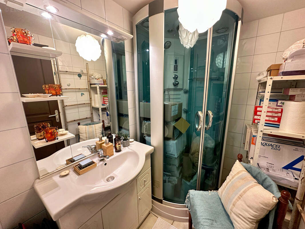 Maison à VILLENEUVE-LA-RIVIERE