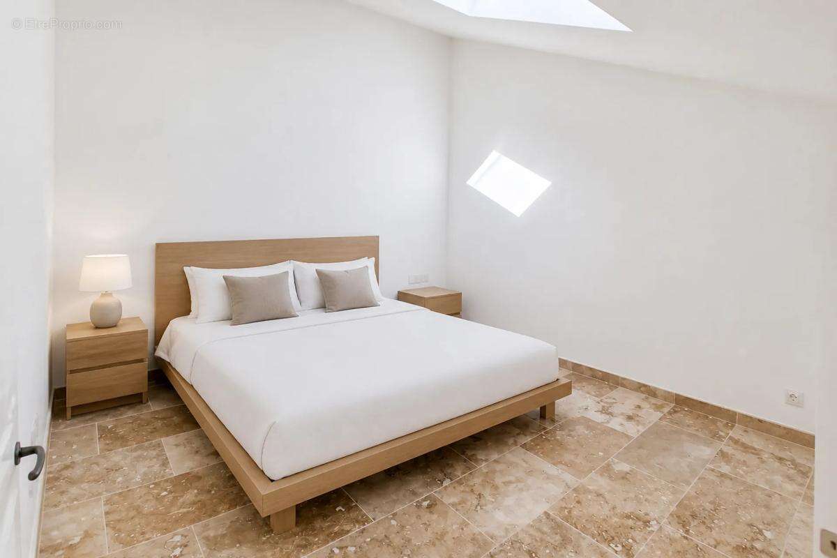 Immeuble rénové 6 duplex à Marseille 15e - photo 9