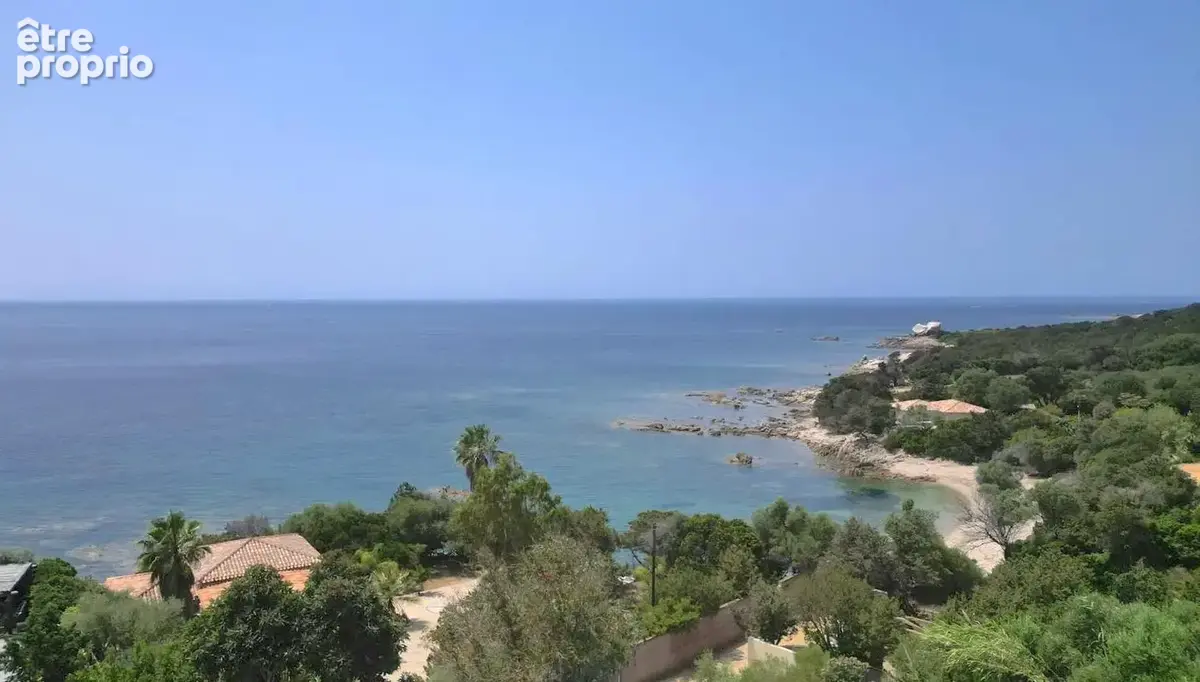 Une villa piscine accès plage à quelques mètres - photo 1