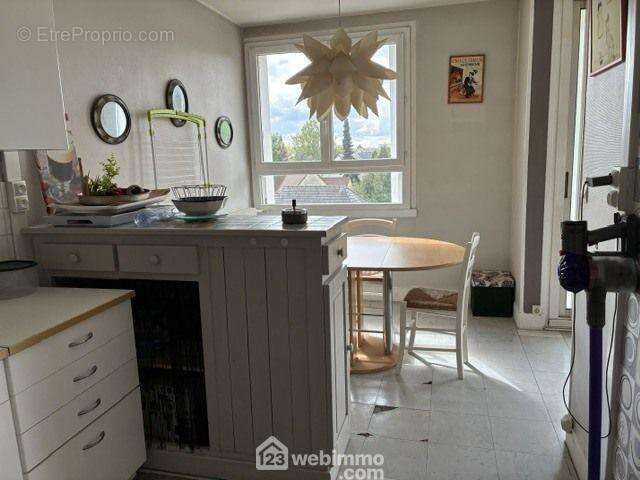 Appartement 68 m² à Mont-Saint-Aignan  - photo 7