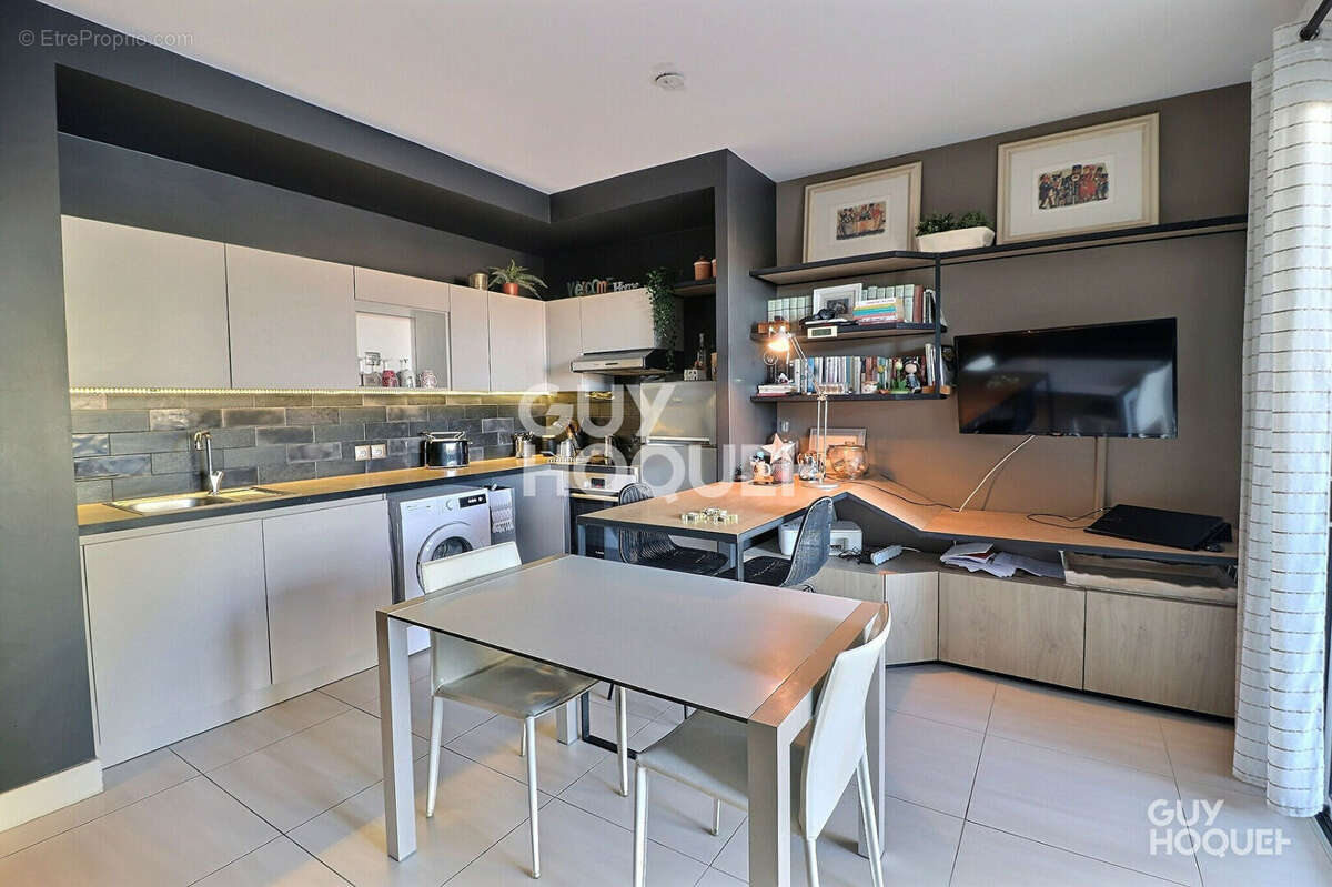 Appartement à CASTELNAU-LE-LEZ