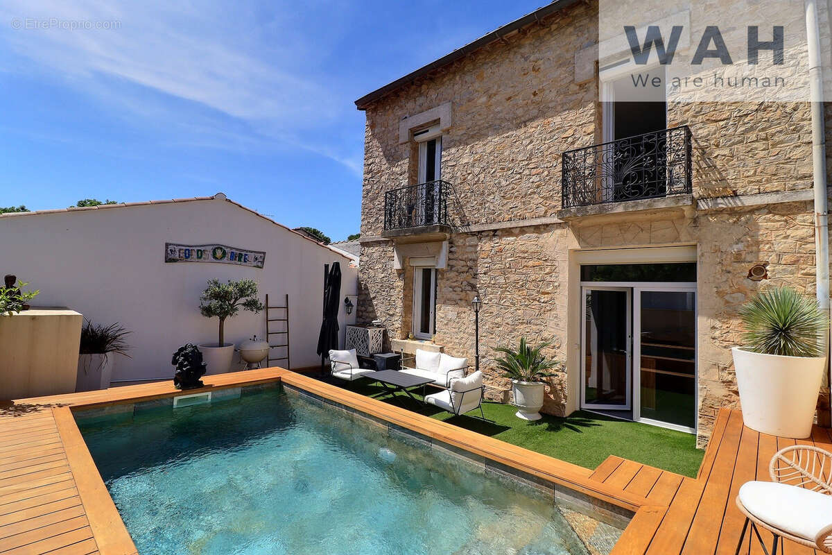 Maison à VALERGUES