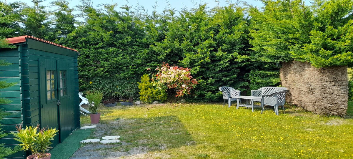 Terrain à BRIGNOGAN-PLAGE