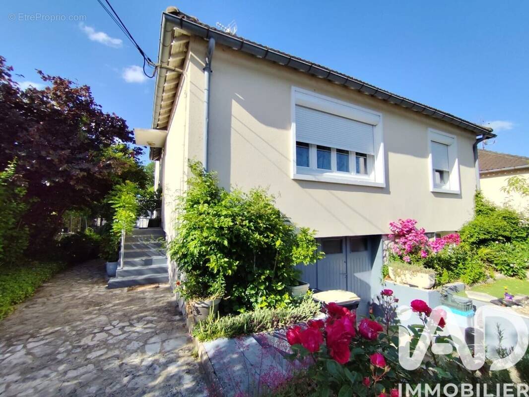 Photo 1 - Maison à LUISANT