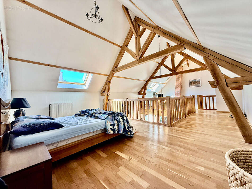 Maison à CONFLANS-SAINTE-HONORINE