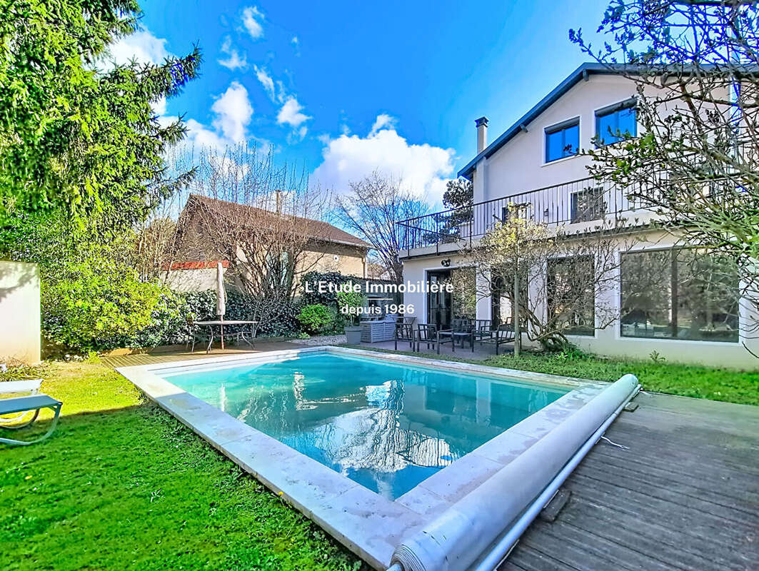 Maison à CALUIRE-ET-CUIRE