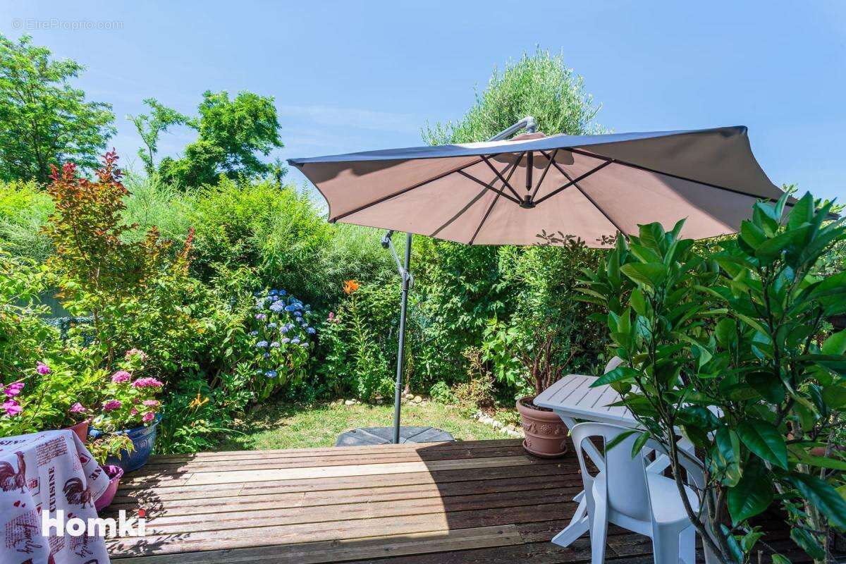 Appartement et jardinet T3 de 61 m2 à Lahonce 64990 - photo 7