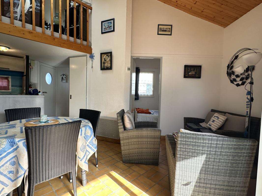 Maison à LONGEVILLE-SUR-MER