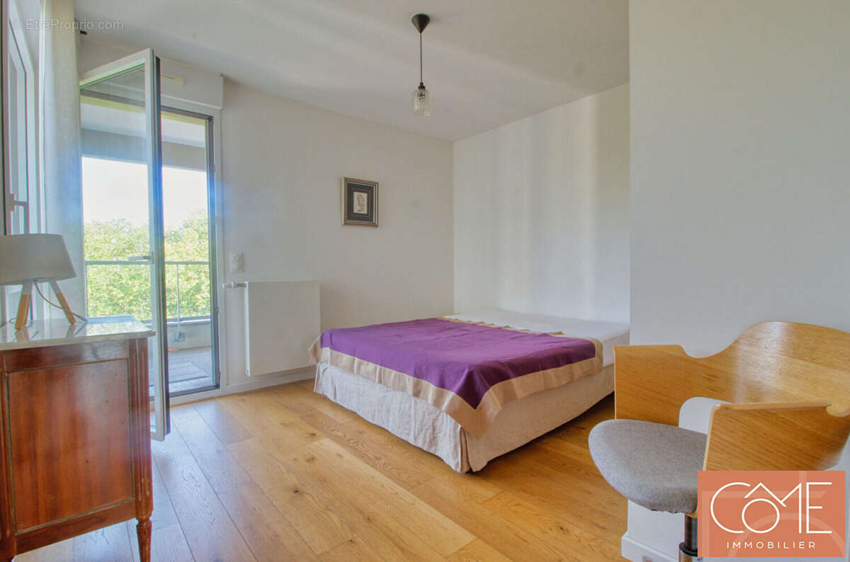 A vendre appartement type 4 - 80m² - terrasse exposee ouest - balcon - 2 stationnements en sous sol - proche centre ville et met - photo 4