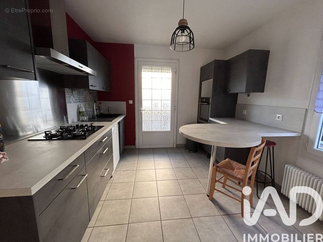 Photo 1 - Maison à MONTLUCON