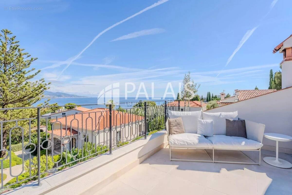 Maison à ROQUEBRUNE-CAP-MARTIN