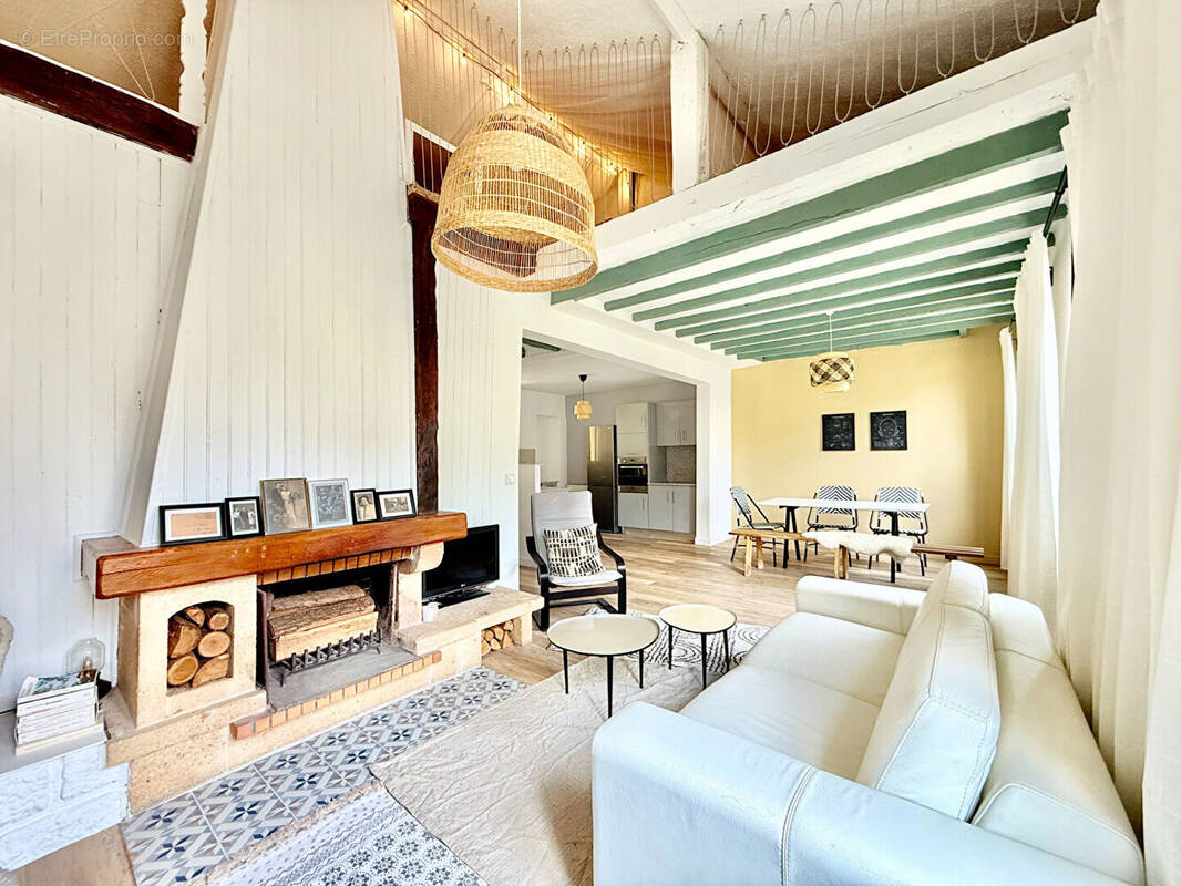 Maison à IVRY-SUR-SEINE