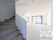 Photo 1 - Maison à SORGUES