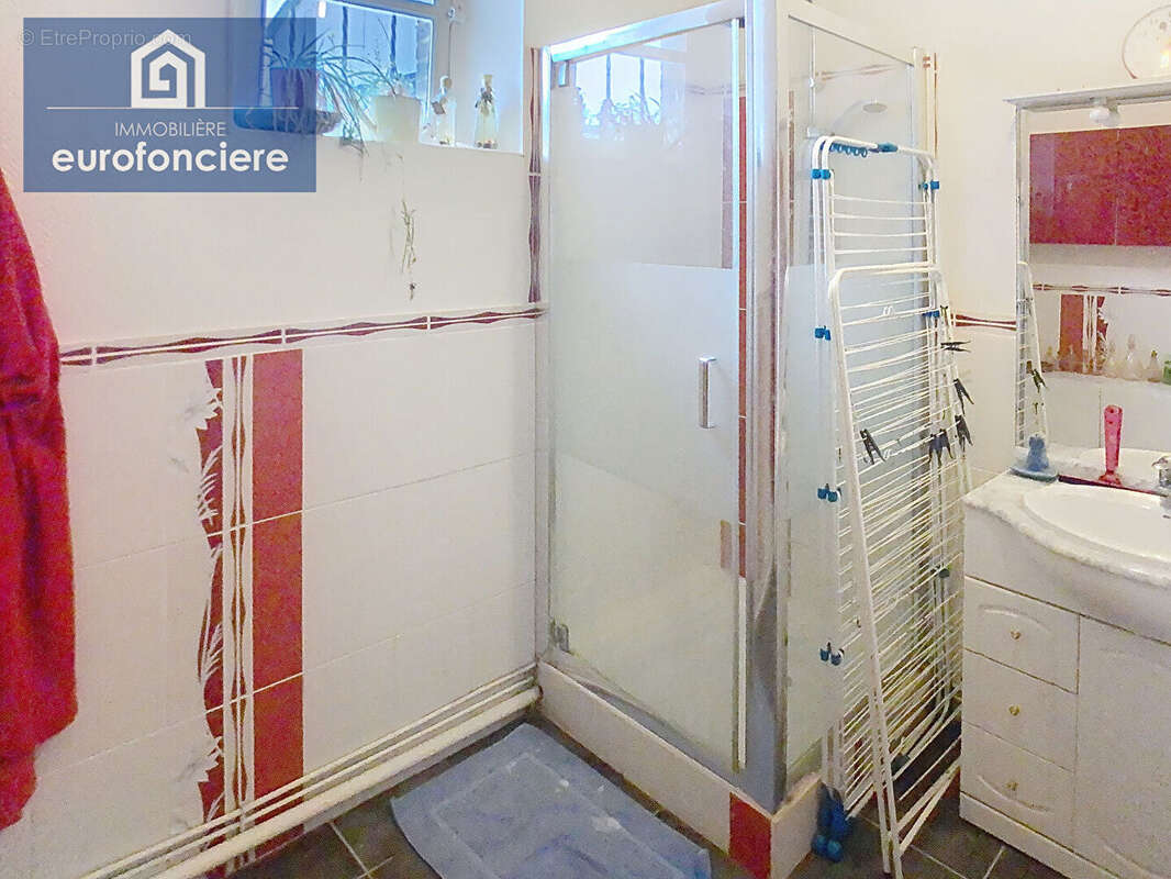 Maison à AIX-EN-OTHE