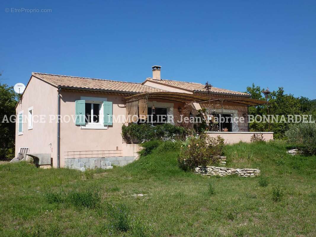 Maison 130 m² à Taulignan  - photo 18