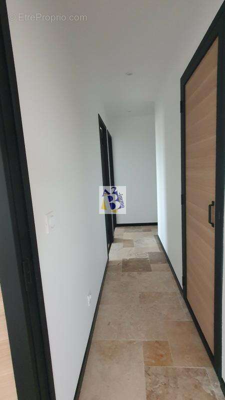 Maison à RUELLE-SUR-TOUVRE