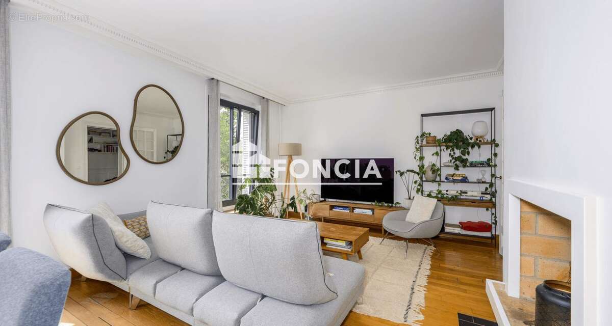 Appartement à BOURG-LA-REINE