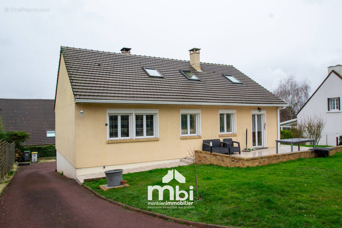 Maison à MAREIL-EN-FRANCE