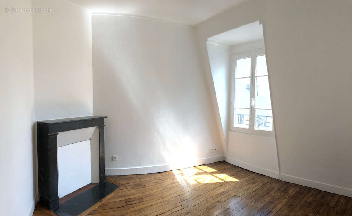 Appartement à PARIS-20E