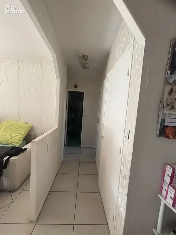 APPARTEMENT T2 + PARKING belle copropriété sécurisé Ste MARTHE 14e - photo 5