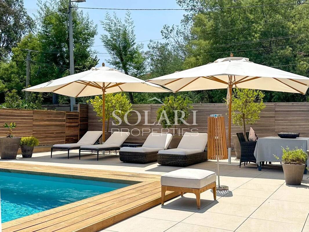 Maison à THEOULE-SUR-MER