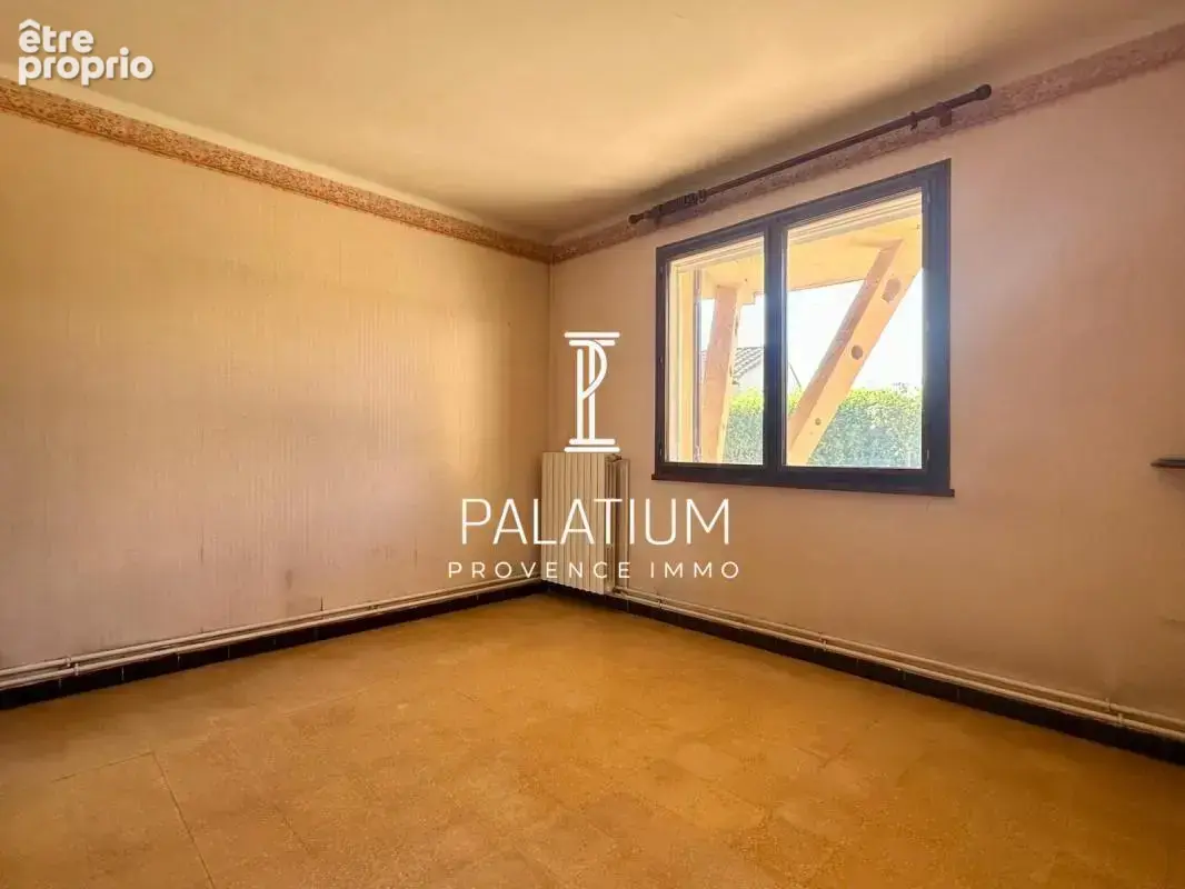 Maison 90m2- Quartier des Viougues- Double garage - photo 12