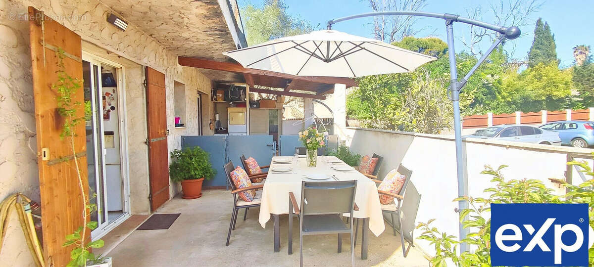 Appartement à MOUGINS