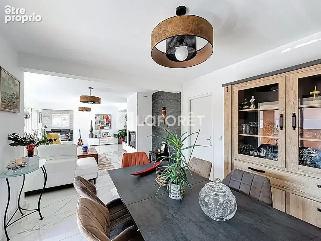 Maison proche Saint Cyprien à Latour Bas Elne 6 pièce(s) 166 m2 - photo 4