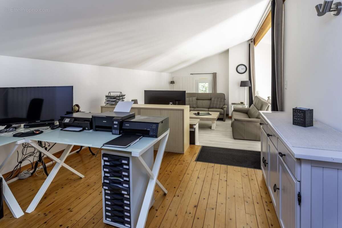 Maison à MOUTHIERS-SUR-BOEME