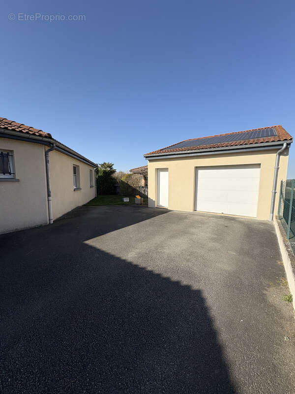 Maison à JOZE