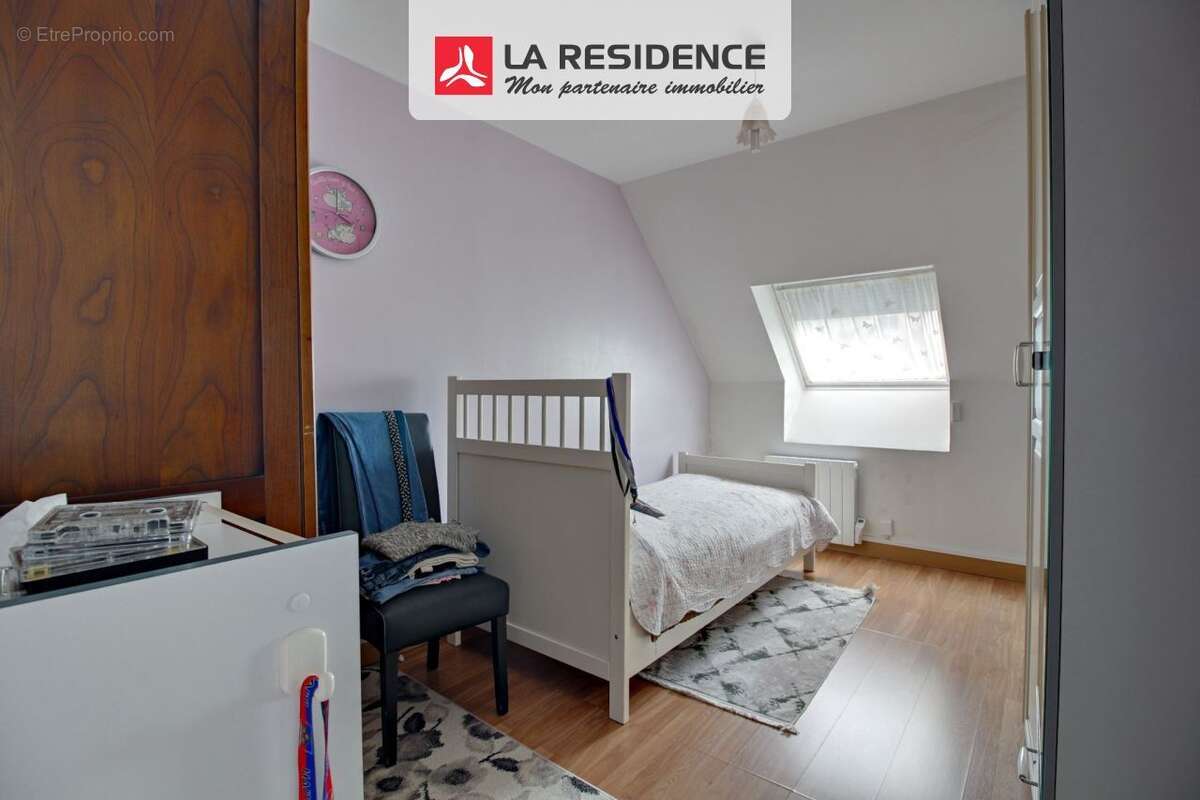 Maison à LES MUREAUX