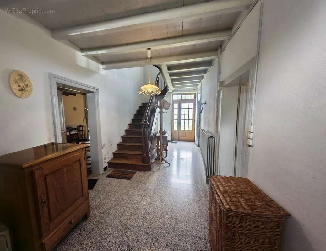 Maison à AUBETERRE-SUR-DRONNE
