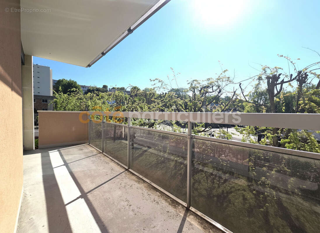 Appartement Saint Germain En Laye 2 pièce(s) 43.07 m2 - Balcon et Parking - photo 9