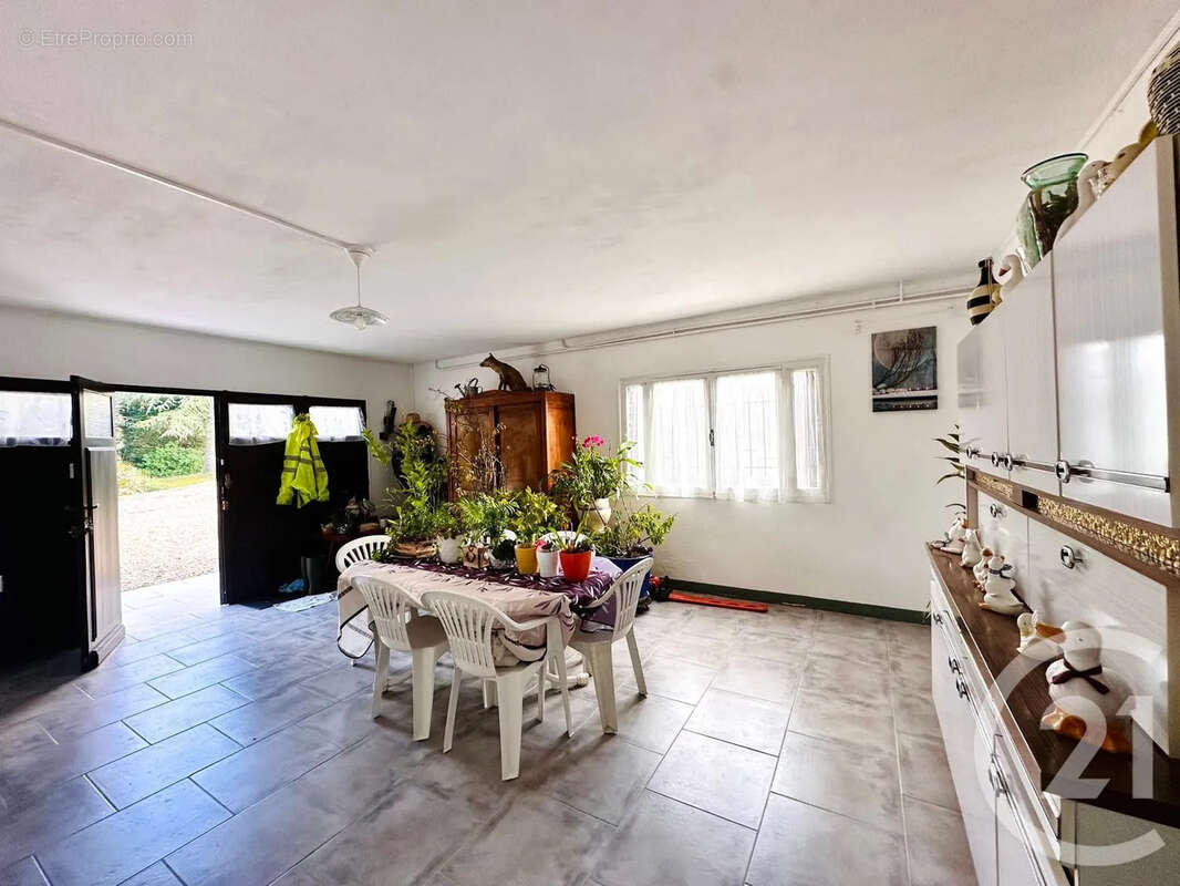 Maison à SAINT-ANDRE-DE-CUBZAC