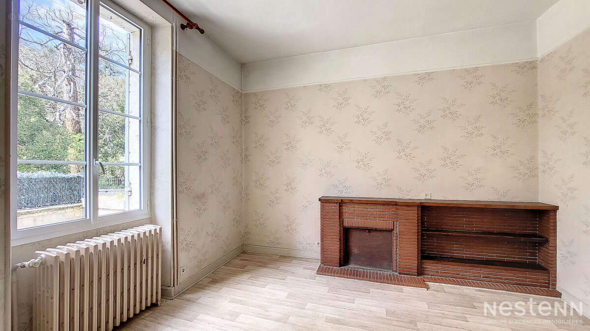 A Vendre Maison de 103 m² avec garages en sous-sol et jardin proche du chemin de Compostelle - photo 3