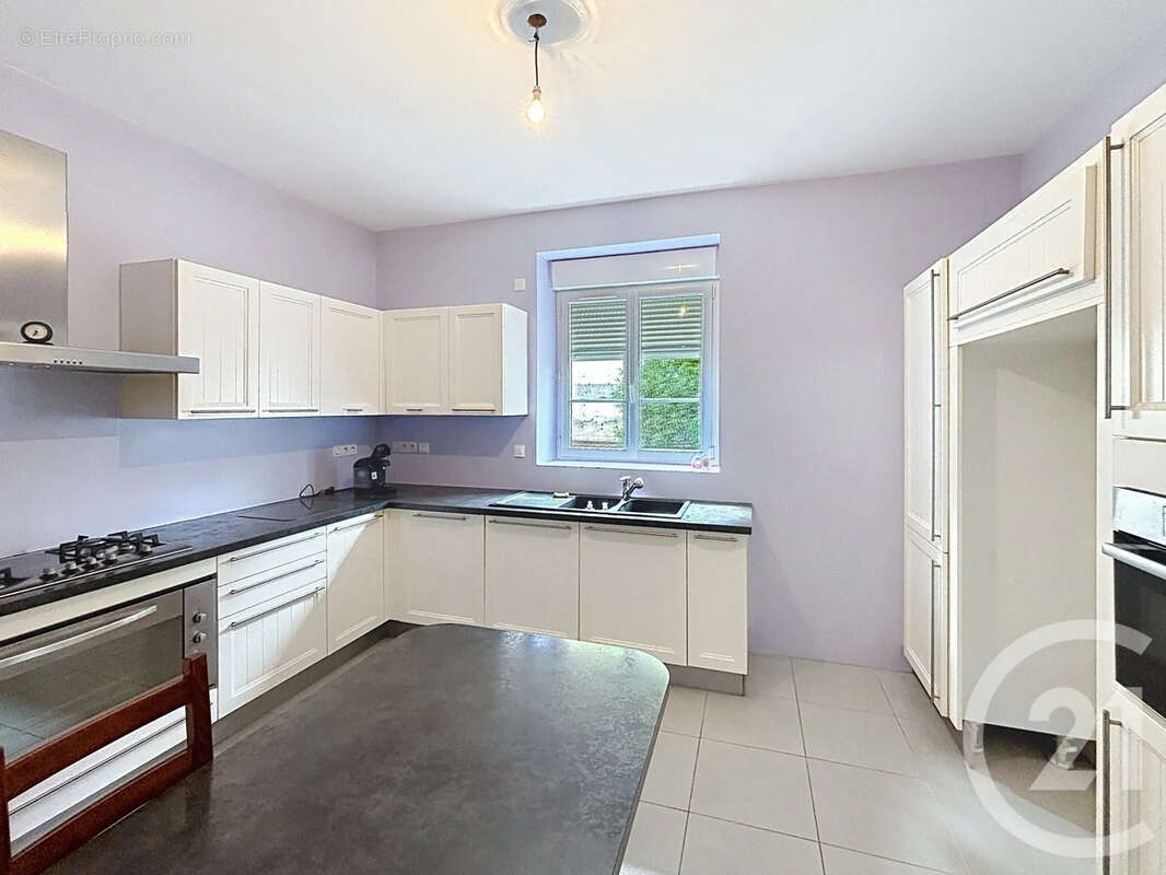 Maison 155 m² à Mareuil-Le-Port  - photo 5