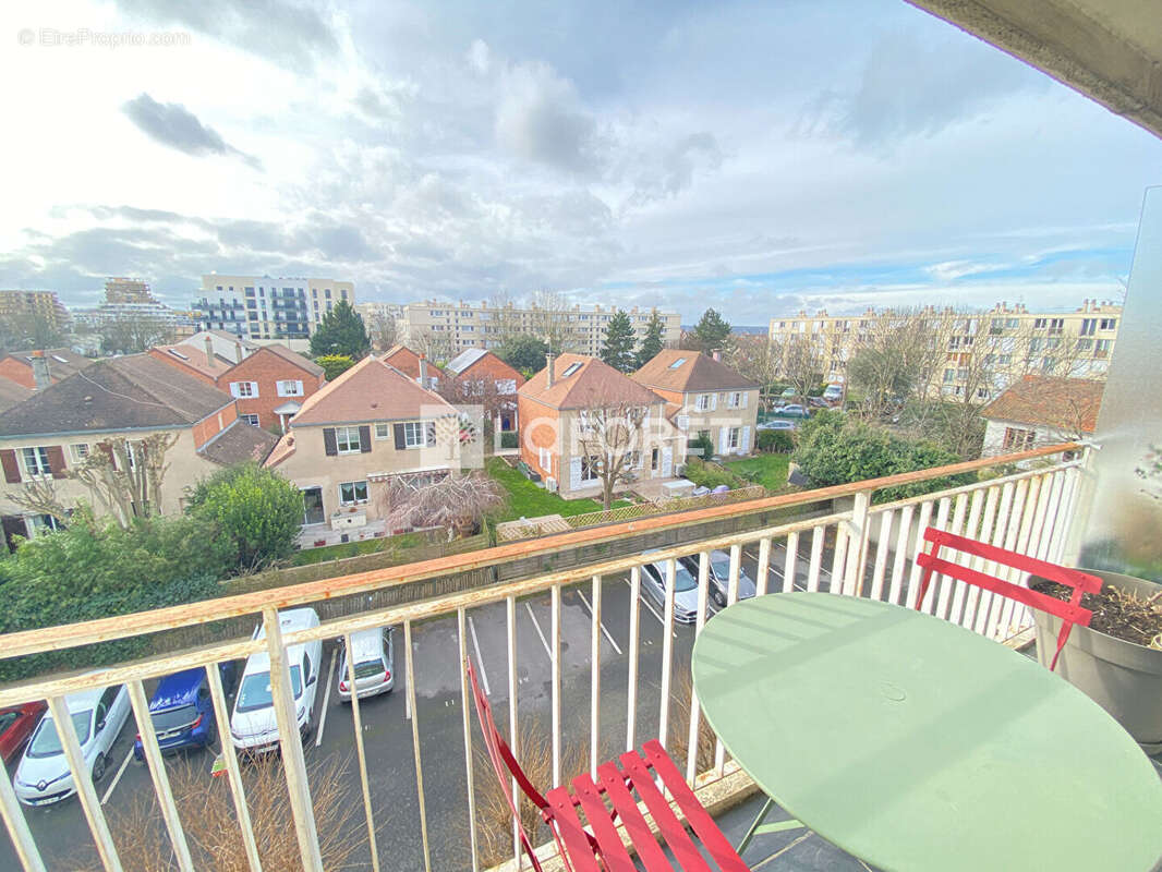 Appartement à RUEIL-MALMAISON