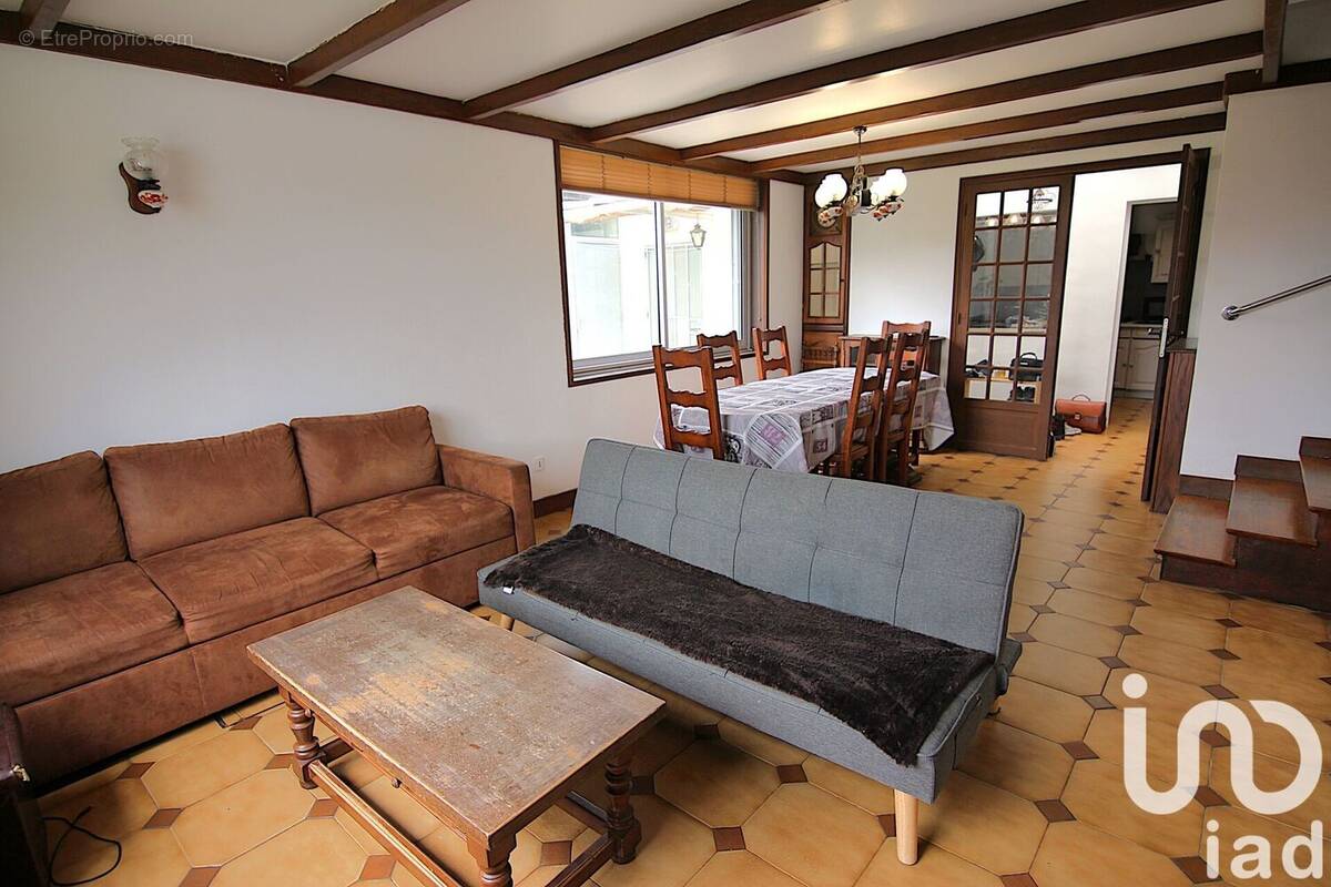 Photo 1 - Maison à COUBERT