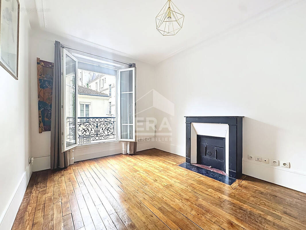 Appartement à PARIS-12E