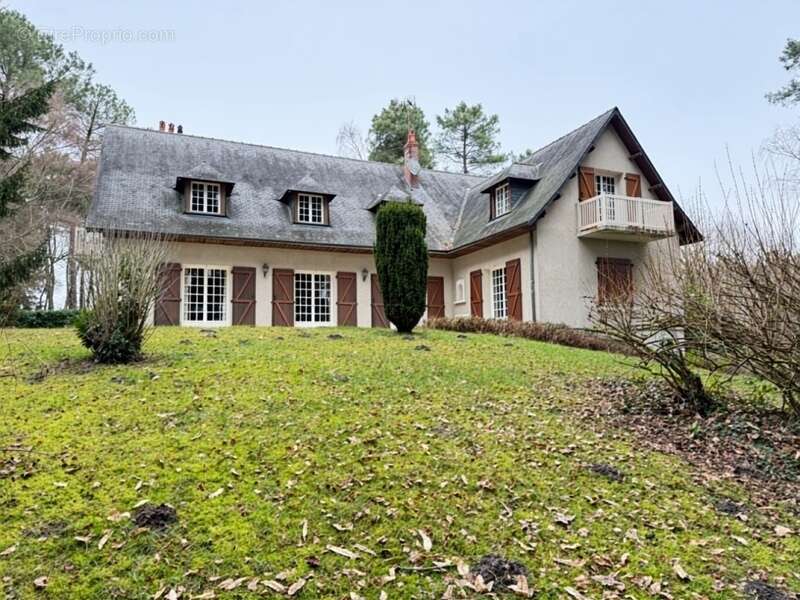 Maison à LINIERES-BOUTON
