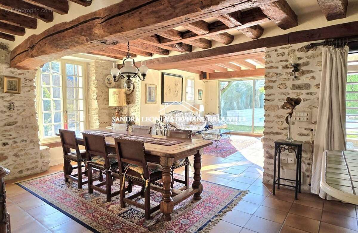 Maison à ABLIS