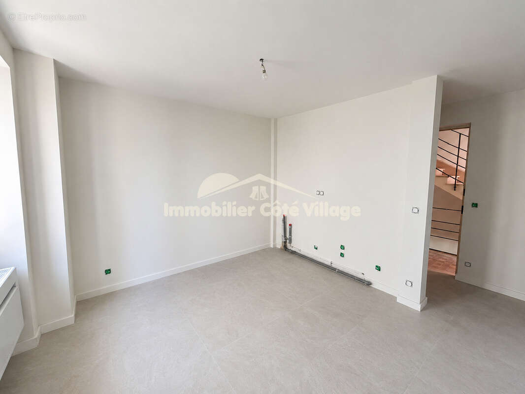Appartement à LA TURBIE