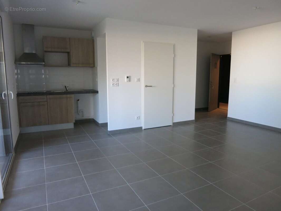 Appartement à SAINT-JEAN-DE-VEDAS