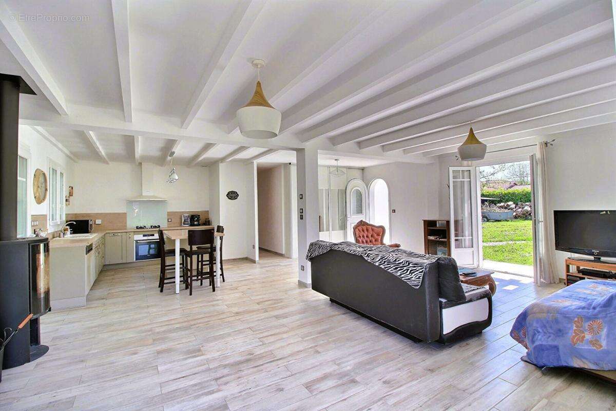 Maison à SAINT-LOUBES