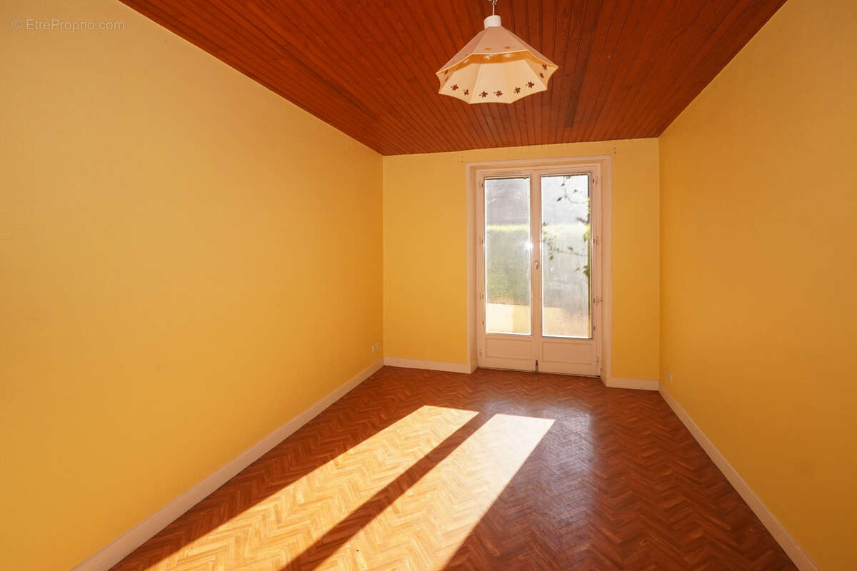 Maison à SAINT-GEORGES-SUR-ALLIER