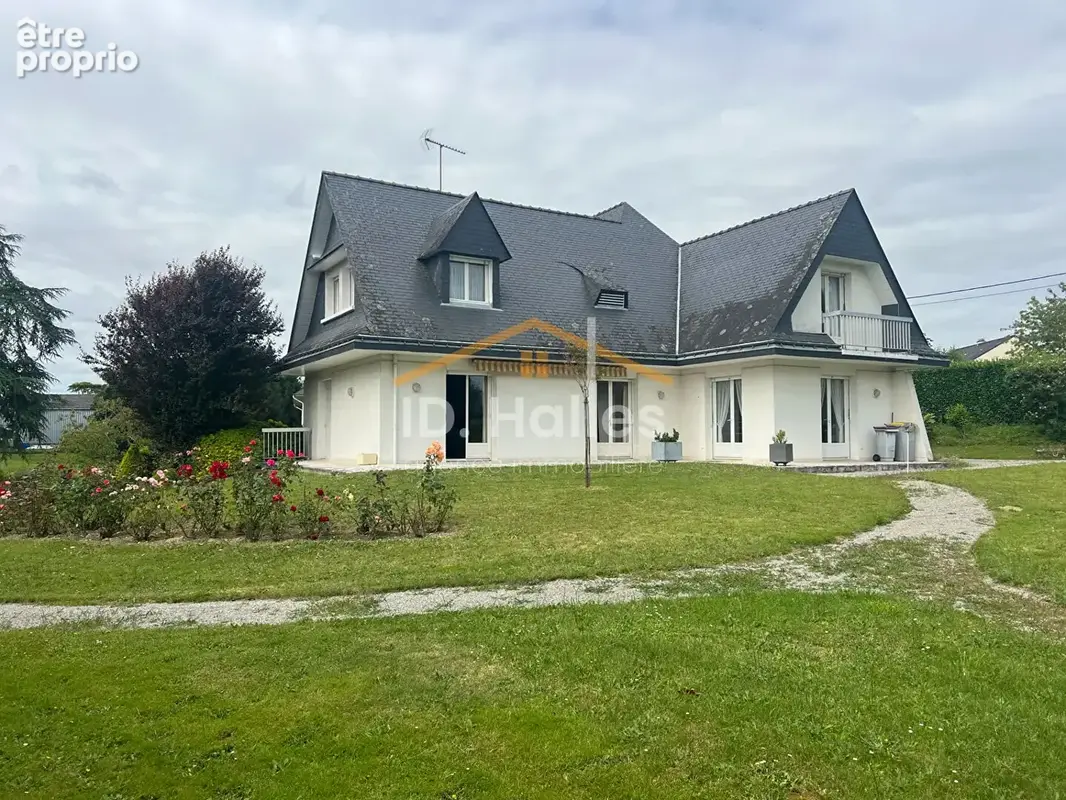 Propriété à RENAZE - photo 8