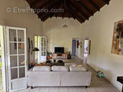 Maison à PETIT-BOURG