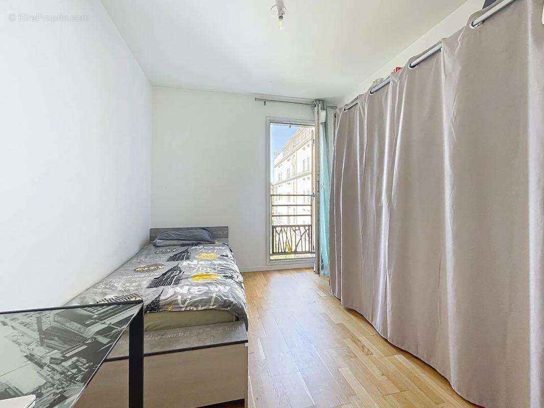 Superbe F4 lumineux avec balcon et 2 parkings–Résidence sécurisé - photo 8